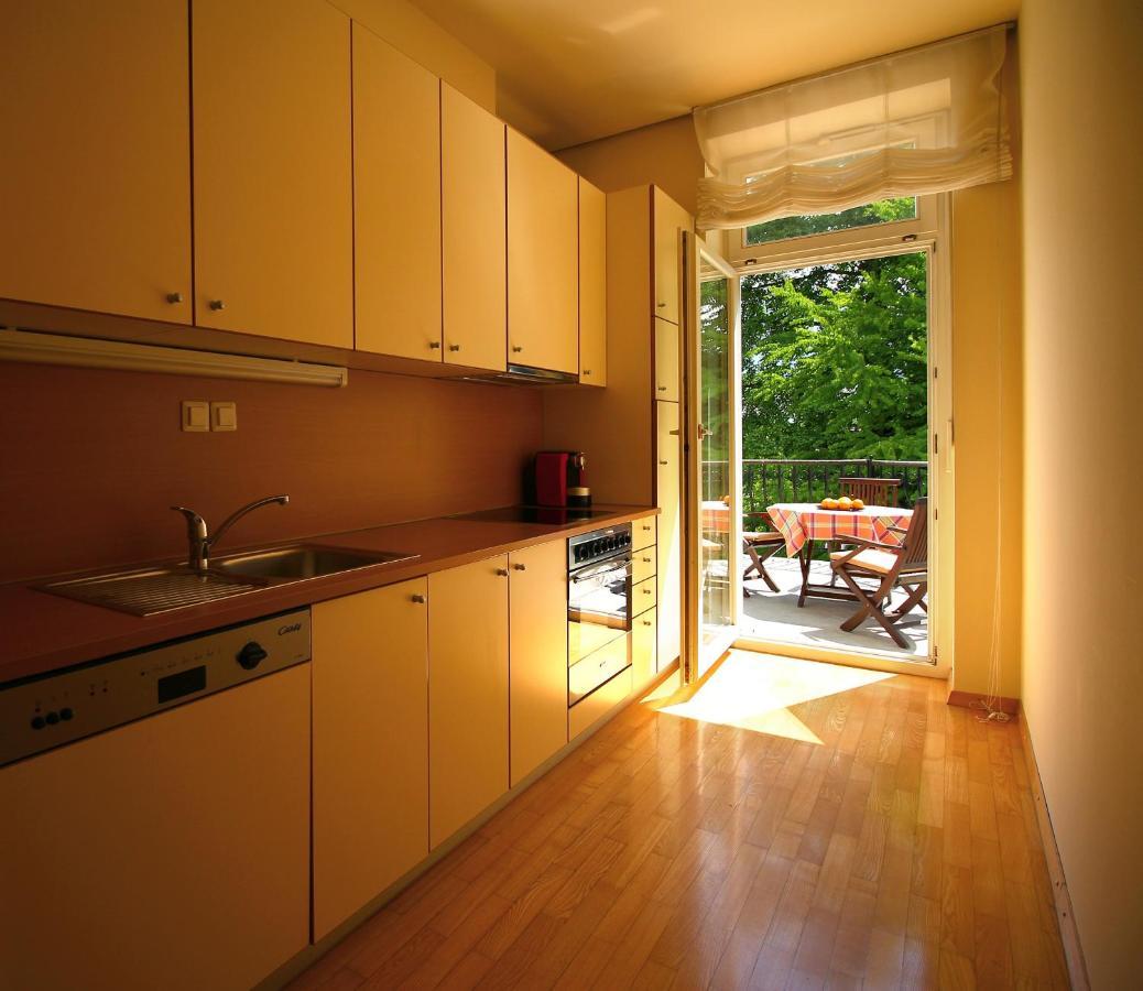 Apartments Villa Boltez クラーニ エクステリア 写真
