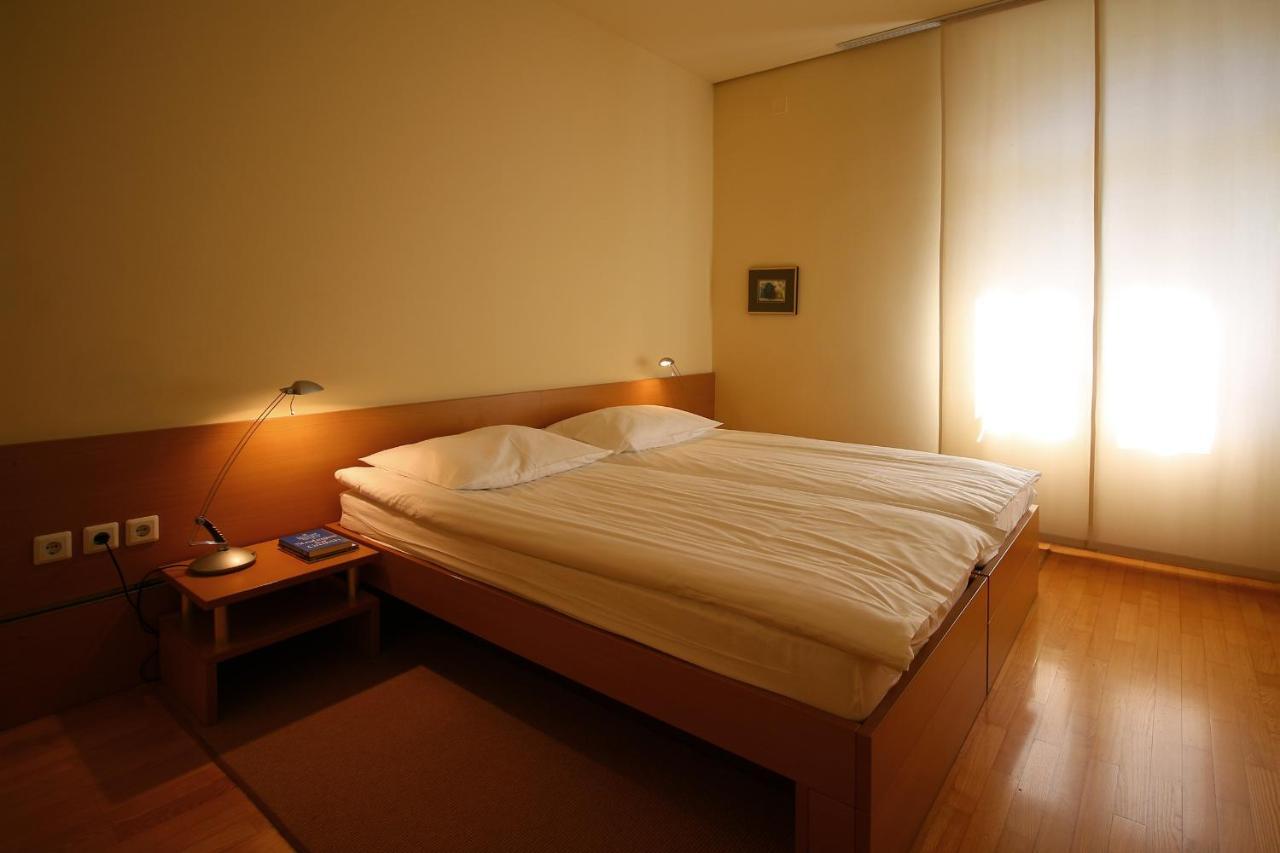 Apartments Villa Boltez クラーニ エクステリア 写真