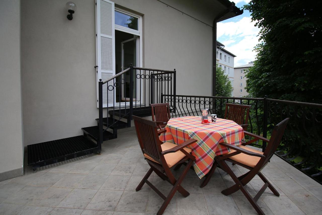 Apartments Villa Boltez クラーニ エクステリア 写真